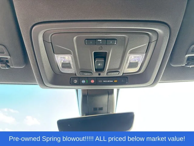 Used 2019 White Chevrolet LTZ image 31