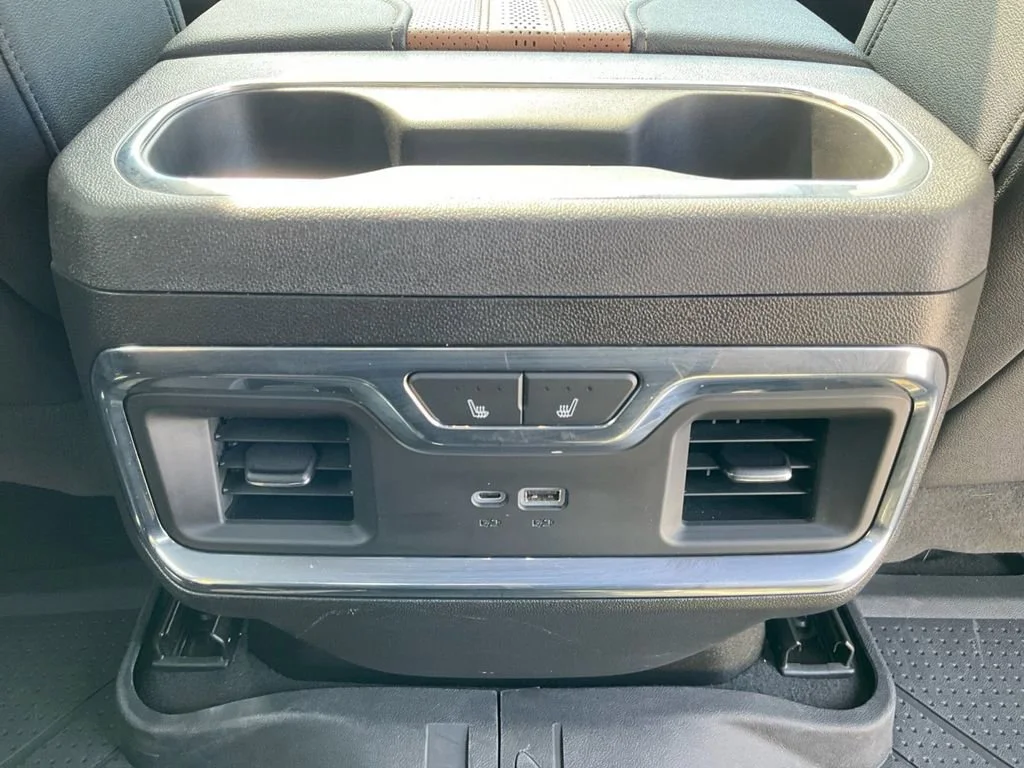 Used 2024 Black Chevrolet High Country image 23