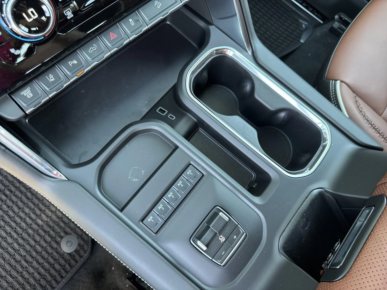 New 2026 Onyx Black GMC Denali Ultimate image 27