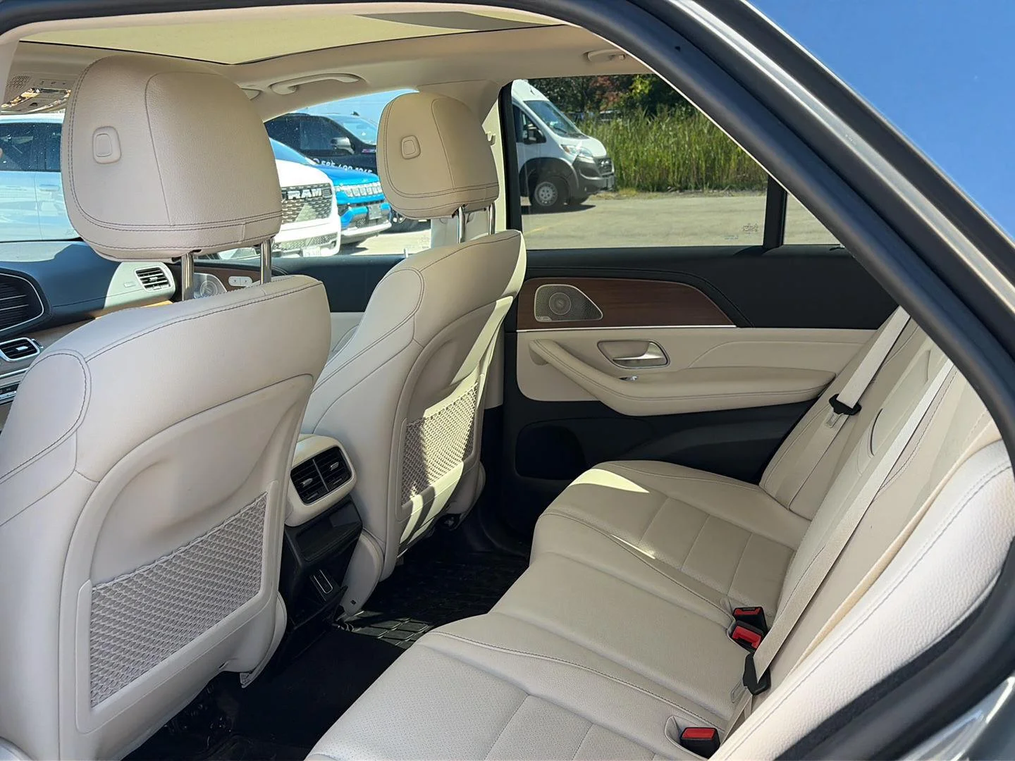 Used 2023 Selenite Grey Metallic Mercedes-Benz GLE 350 image 6