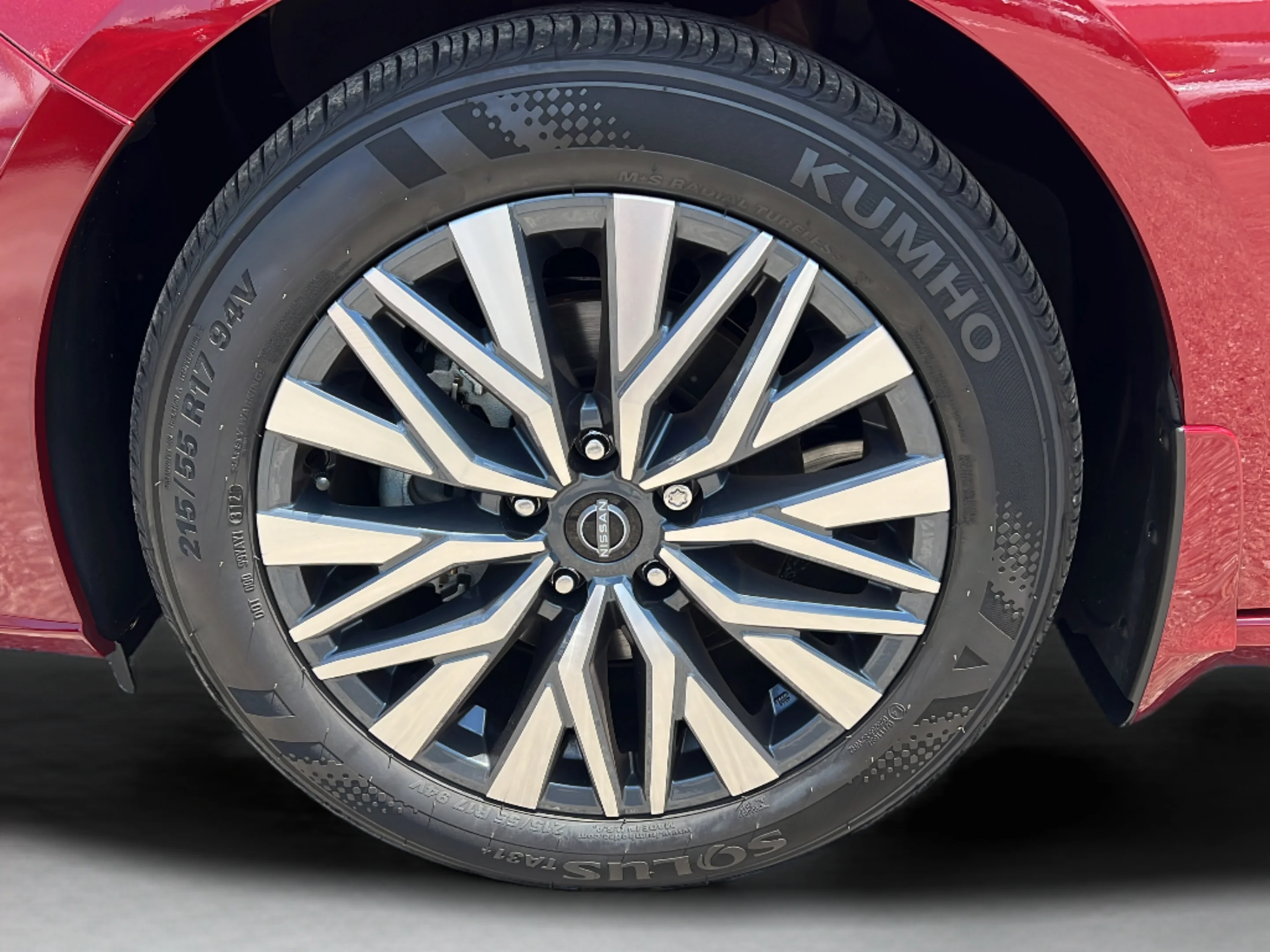 Used 2025 Scarlet Ember Nissan SV image 23