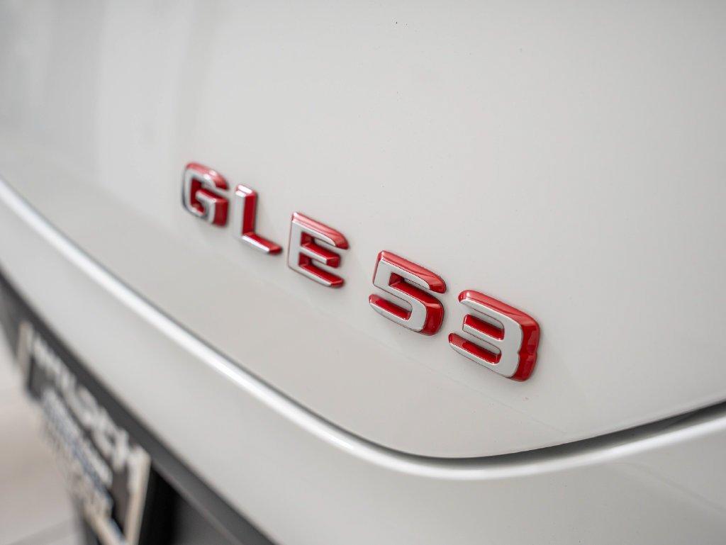 New 2027 MANUFAKTUR Moonlight White Metallic Mercedes-Benz AMG® GLE 53e 4MATIC+ Coupe image 16
