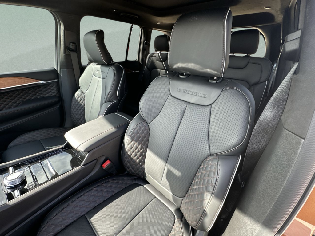 New 2026 Copper Shino Metallic Clear-Coat Exterior Paint Jeep Summit image 24