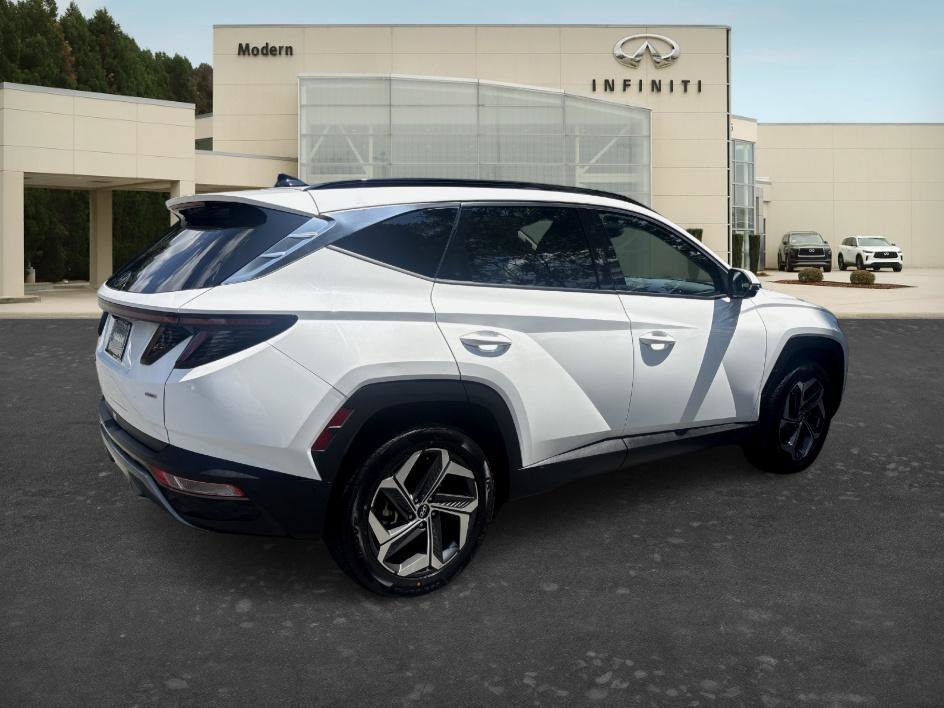 Used 2024 White Pearl Hyundai Limited image 5