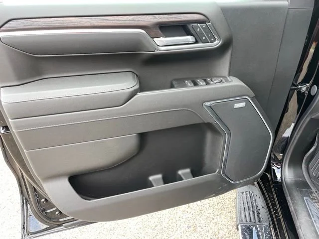 2026 GMC Sierra 1500 SLT - Photo 20