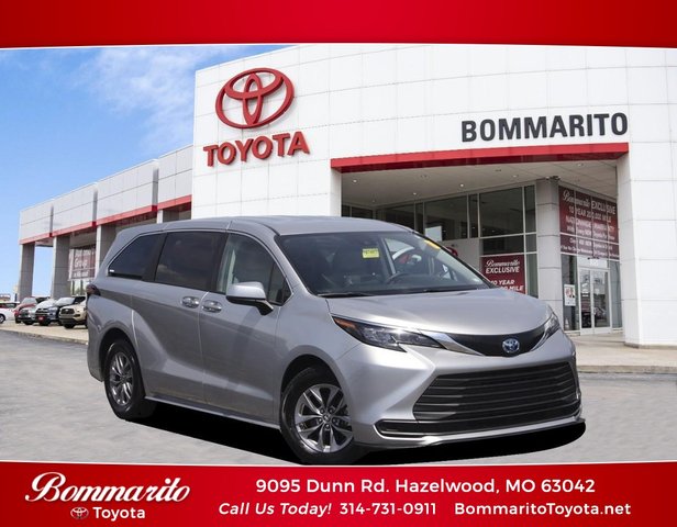 2024 Toyota Sienna LE FWD 8-Passenger (Natl)