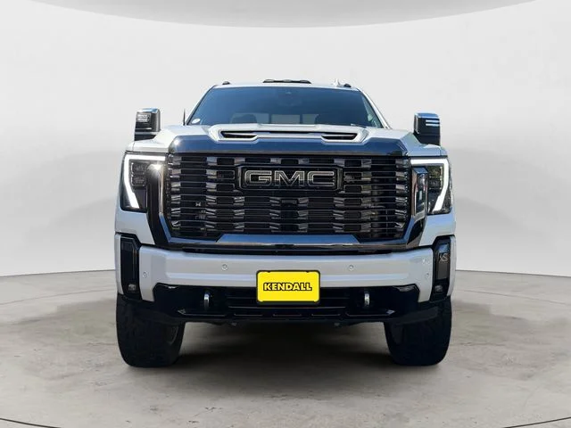 Used 2024 White GMC Denali Ultimate image 8