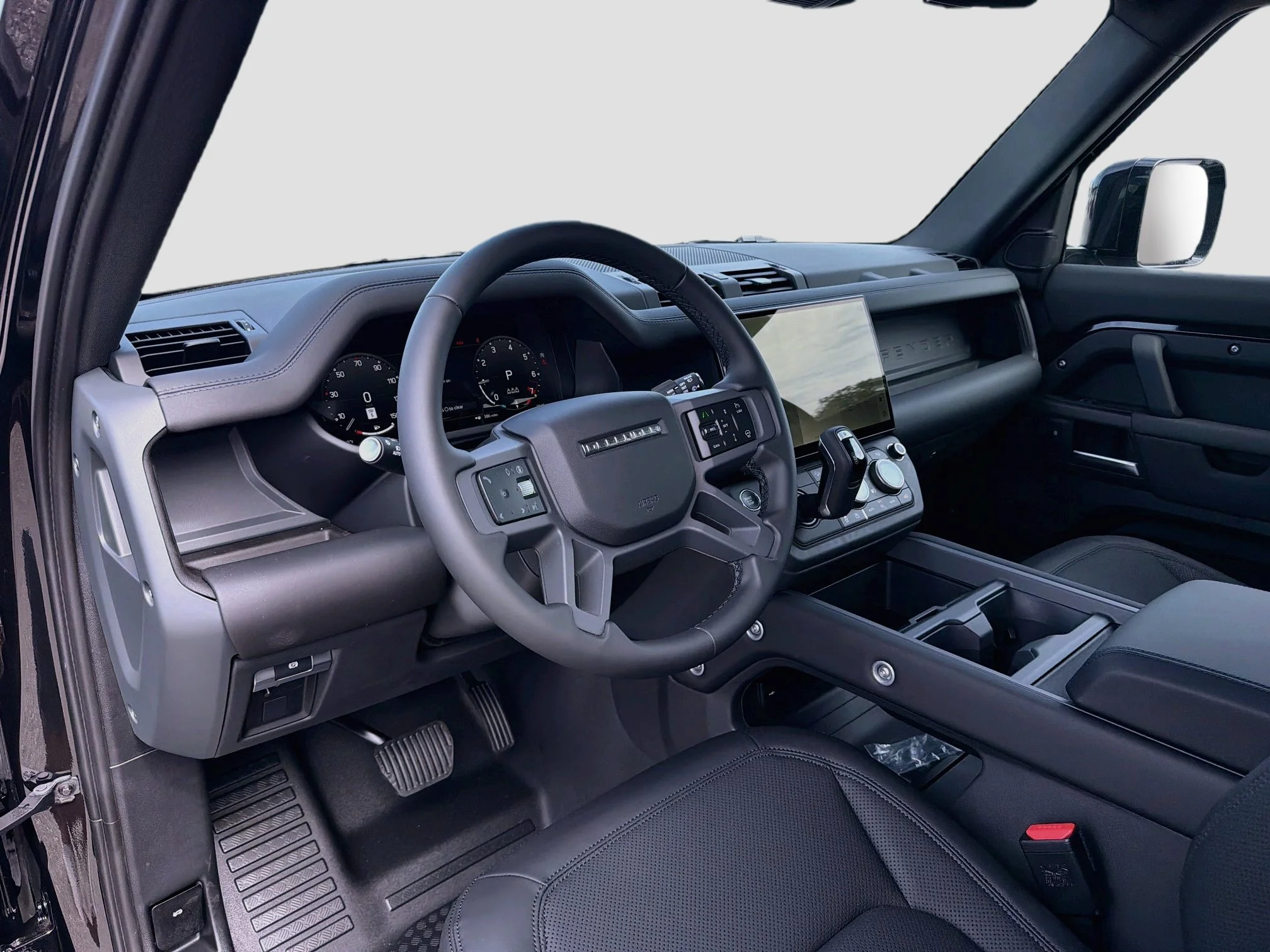 New 2026 Santorini Black Land Rover S image 25