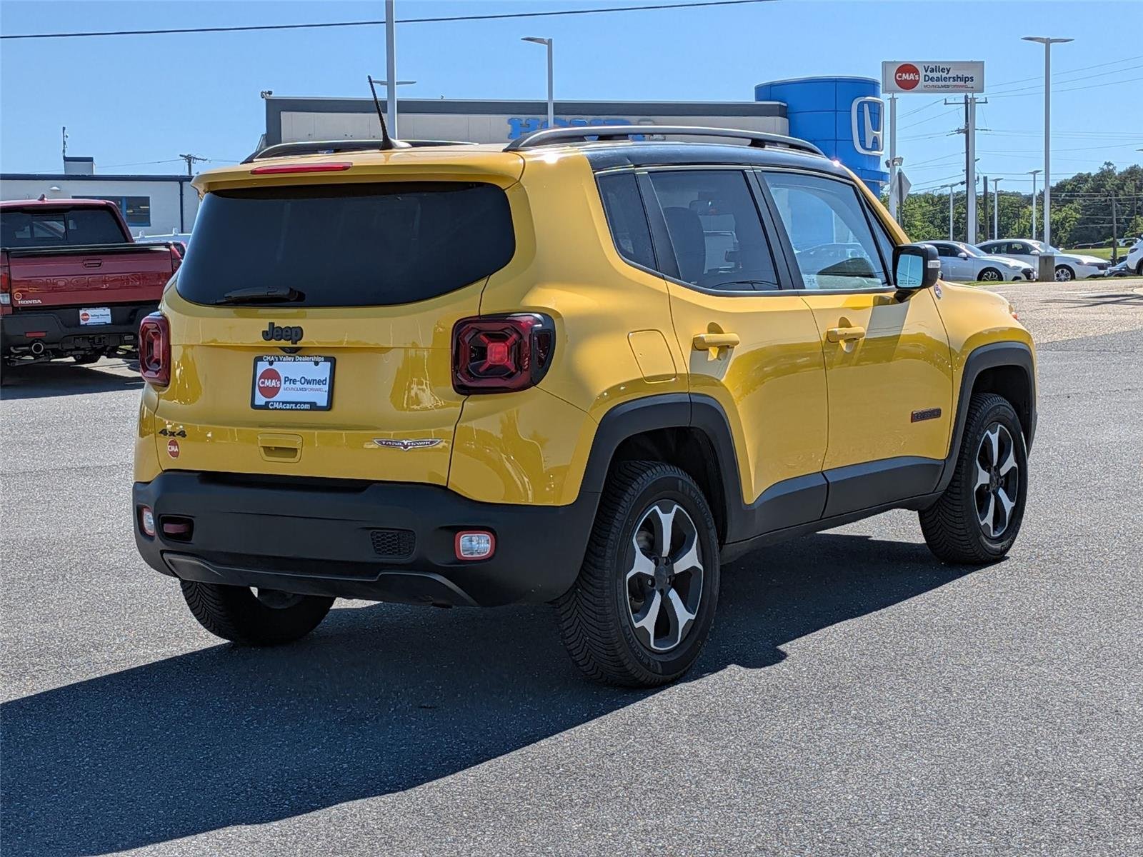 Used 2019 Solar Yellow Clearcoat Jeep Trailhawk image 5