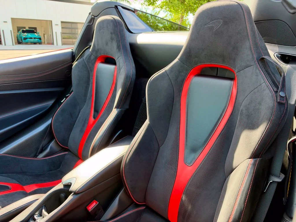 Used 2020 MSO Volcano Red McLaren  image 21