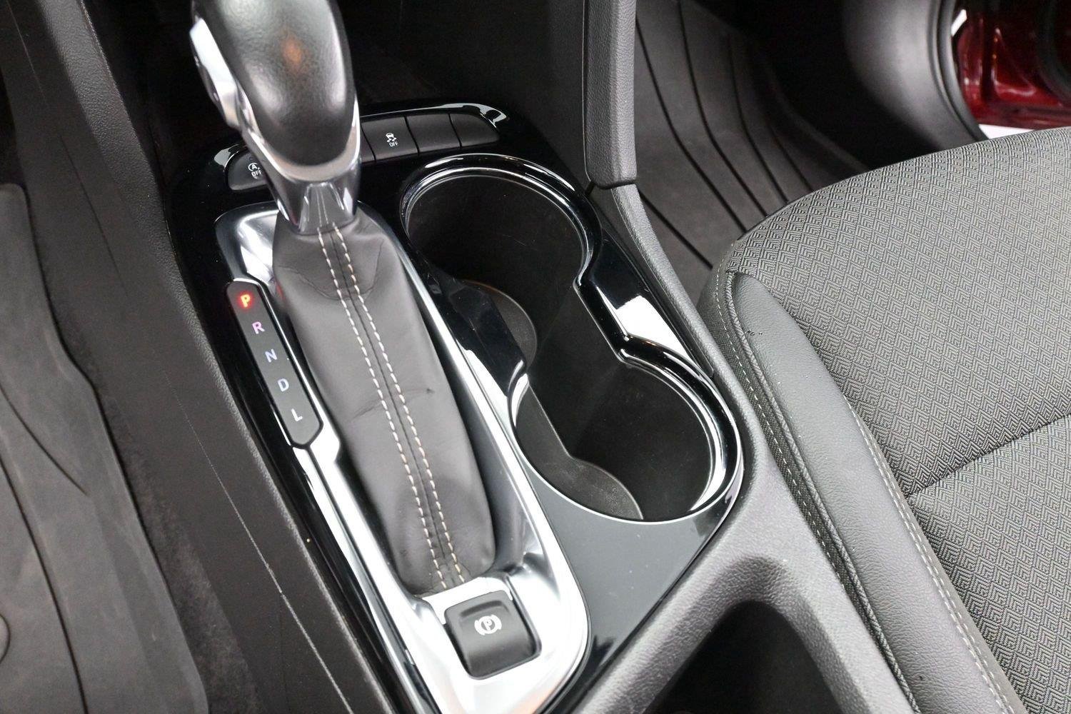Used 2022 Cinnabar Metallic Buick Select image 19