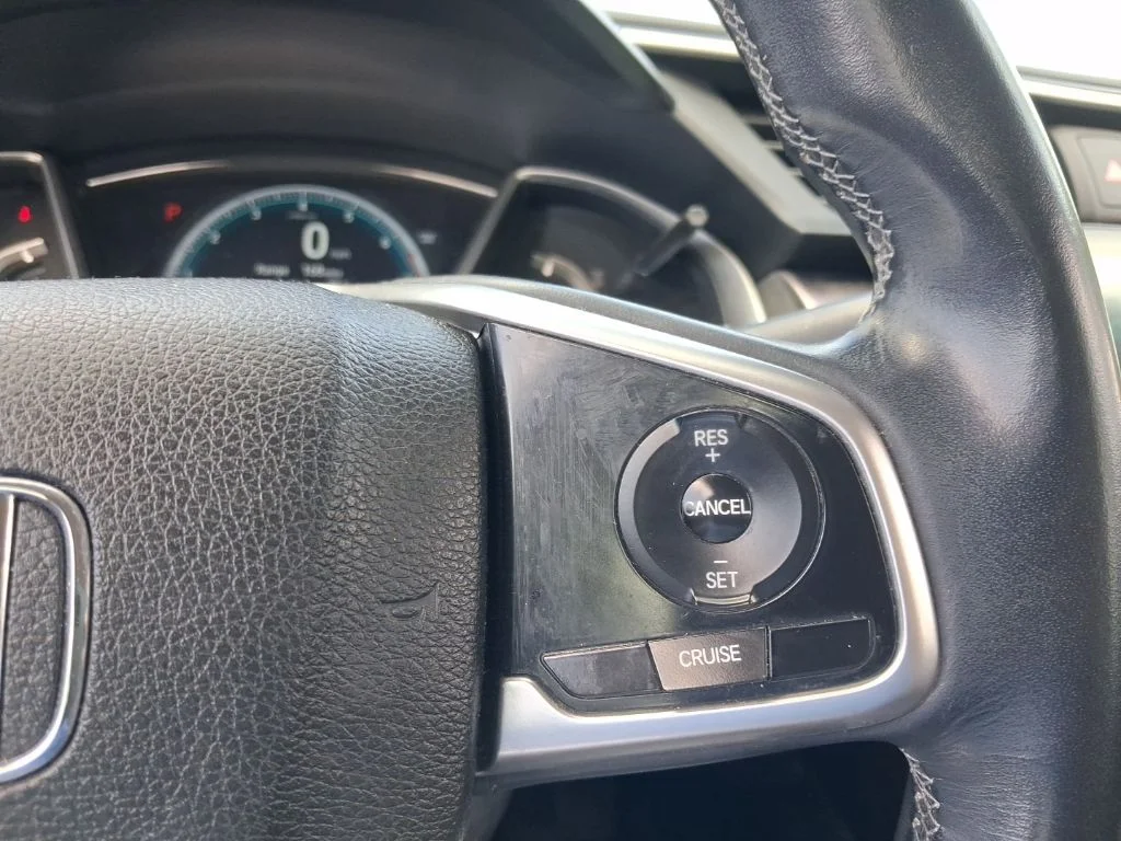 Used 2016  Honda EX-L image 27