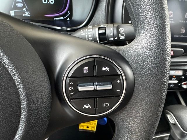 Certified Used 2025 Snow White Pearl Kia LX image 17
