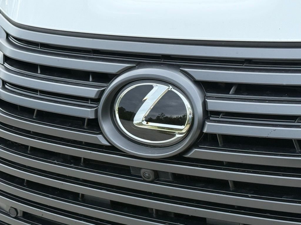 New 2026 Eminent White Pearl Lexus LX 700h OVERTRAIL image 7