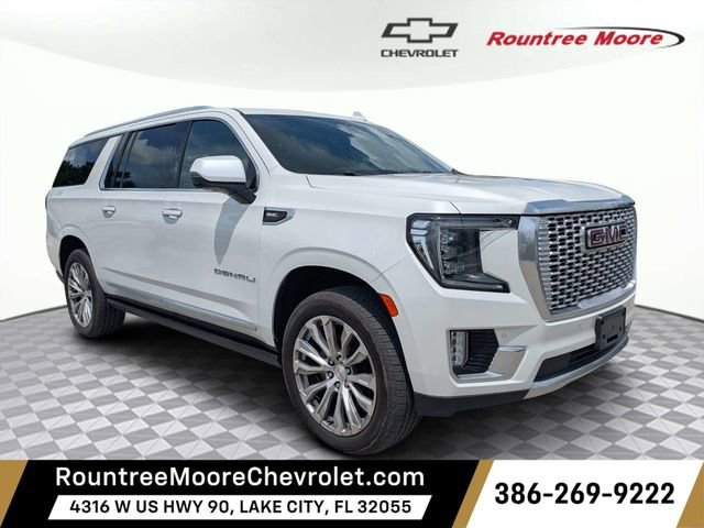 2022 GMC Yukon Denali AWD's photo