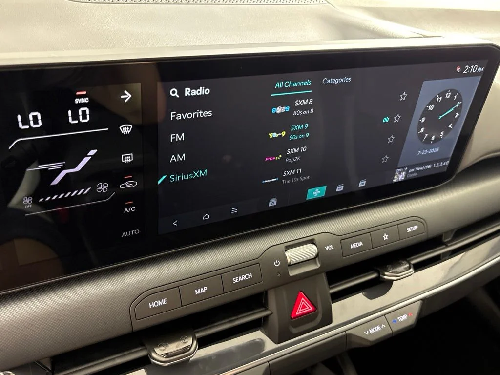 New 2026 Snow White Pearl Kia EX image 33
