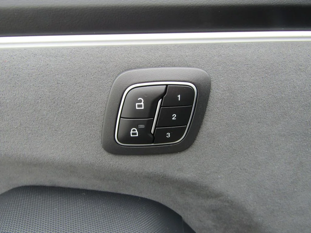 Used 2025 Desert Sand Ford GT image 26