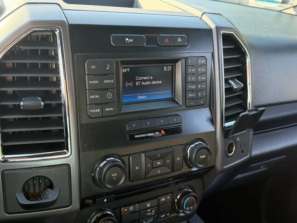 Used 2016 Shadow Black Ford XLT image 11