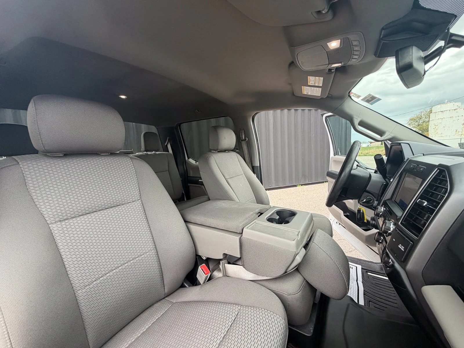 Used 2020 White Ford XLT image 31