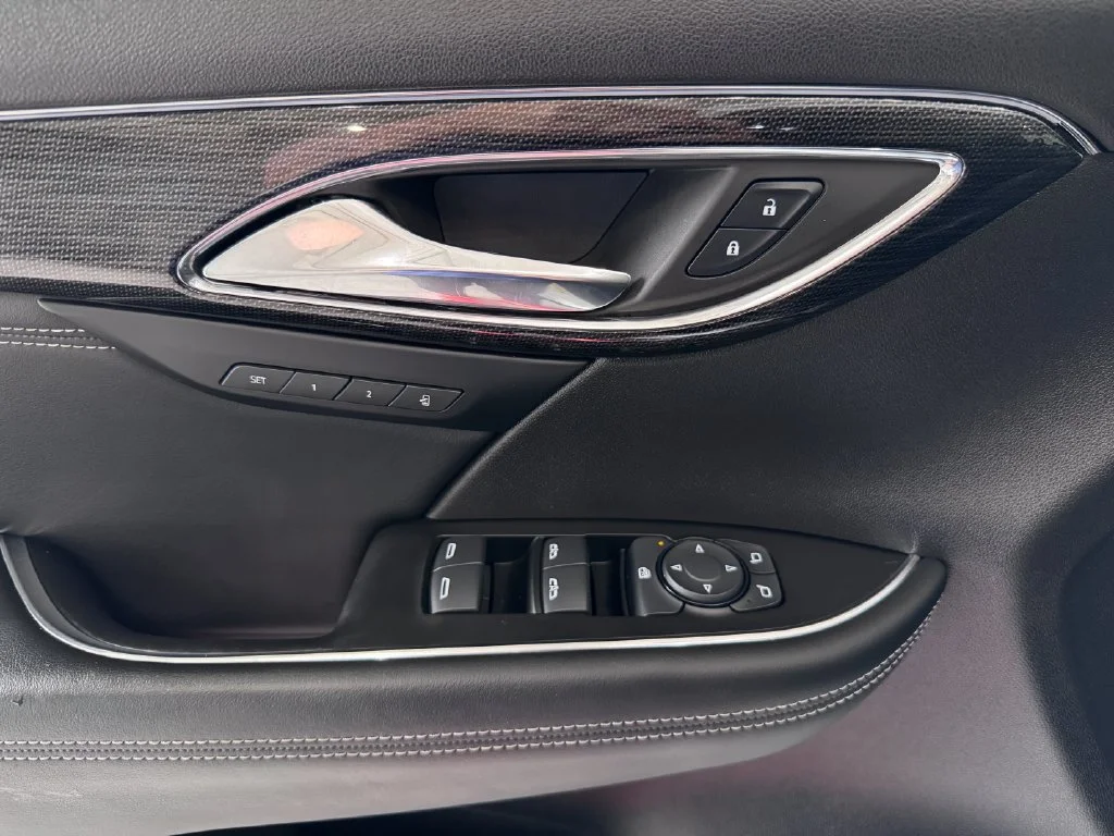 2023 Buick Envision Essence - Photo 22