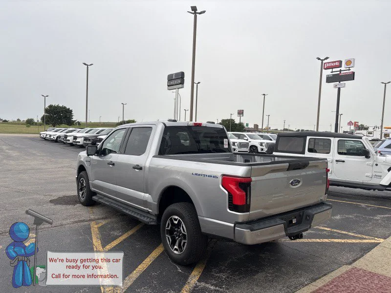 Used 2022 Silver Metallic Ford XLT image 3