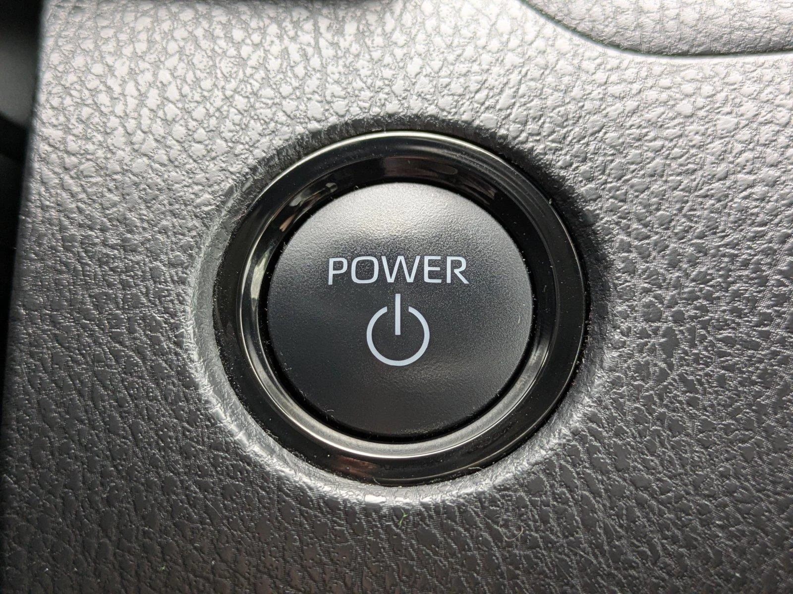 Used 2025  Toyota LE image 25