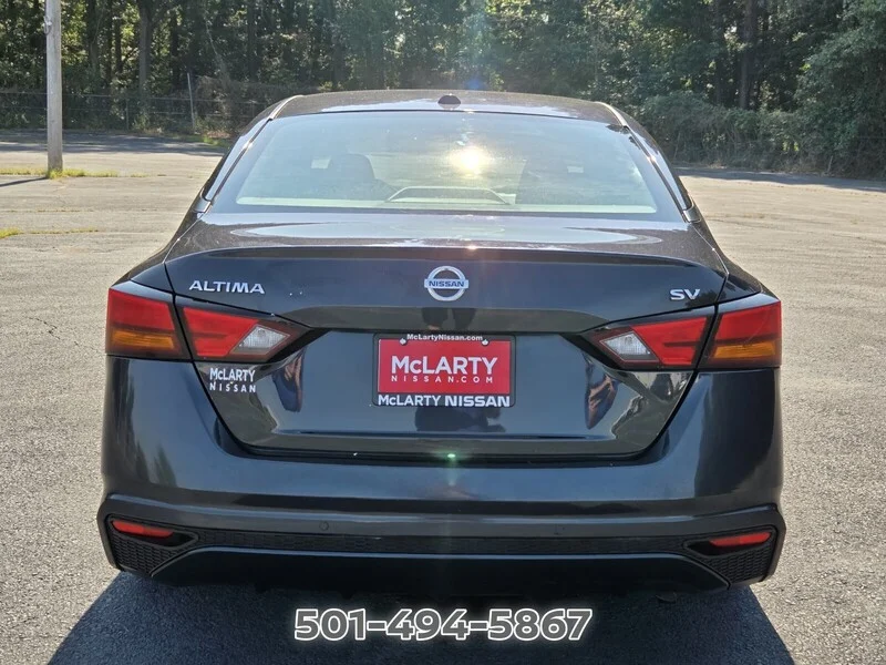Used 2021 Blue Metallic NISSAN 2.5 SV image 4