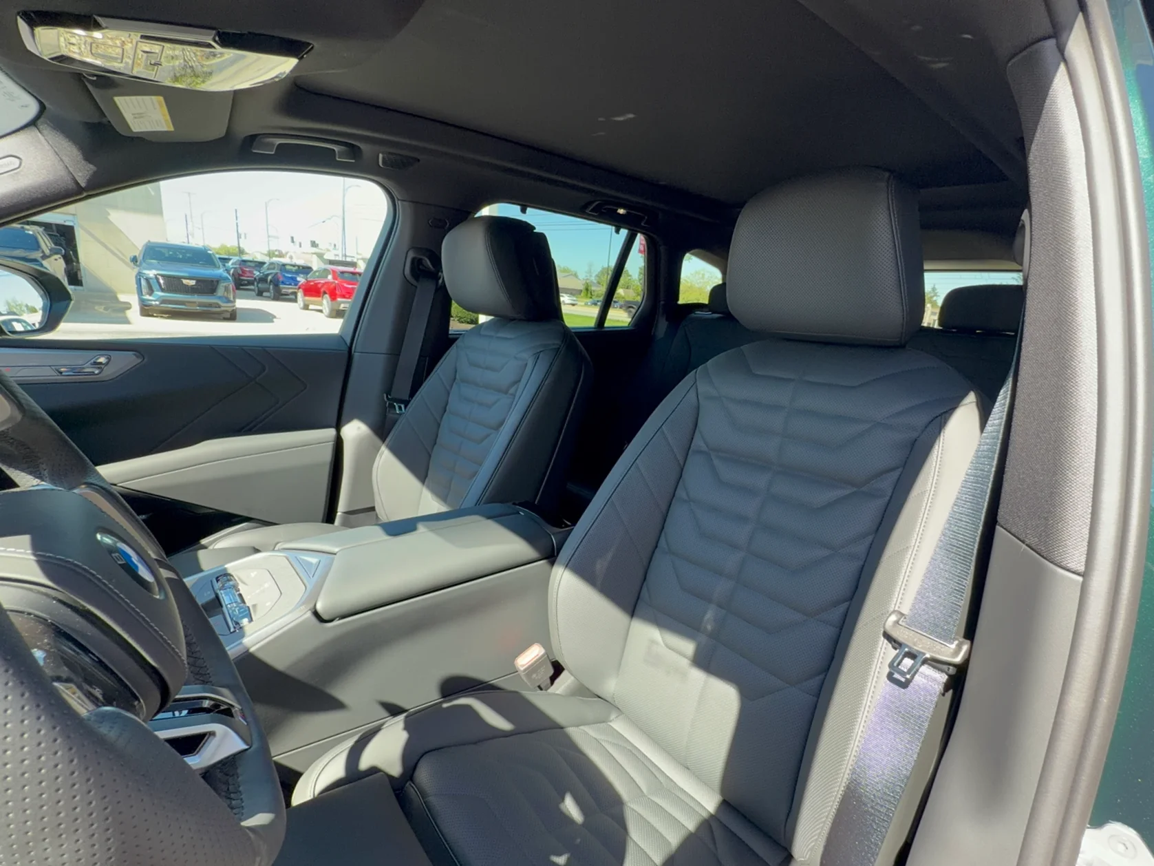 New 2027 Vancouver Green Metallic BMW 40 xDrive image 12