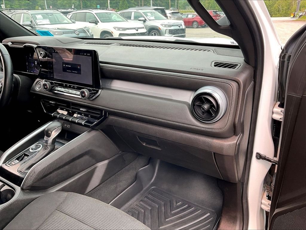 Used 2023 Summit White Chevrolet LT image 12