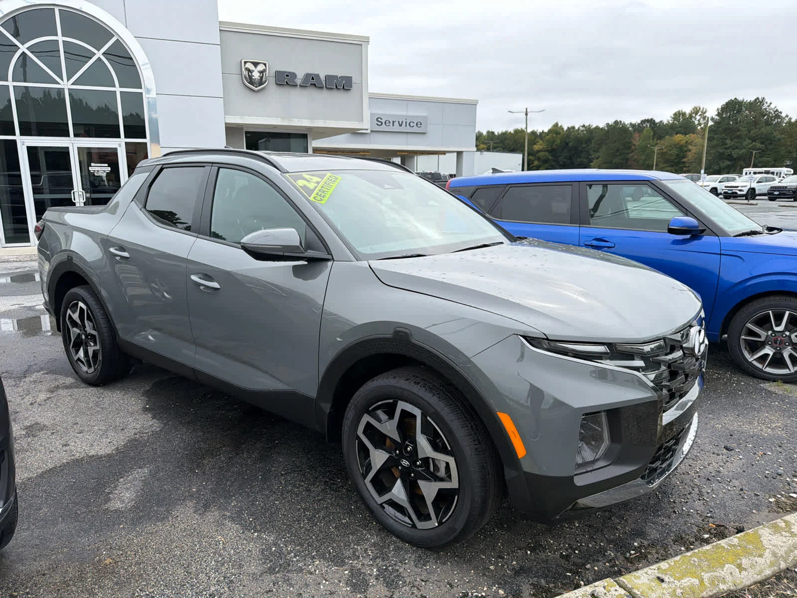 Certified Used 2024 Hampton Gray Hyundai Limited image 3