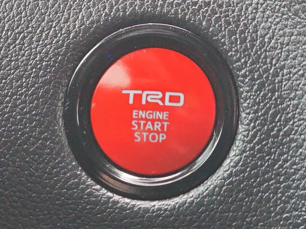 Used 2025  Toyota Limited image 30