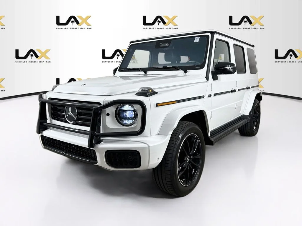 Used 2025 White Mercedes-Benz G 550 image 3