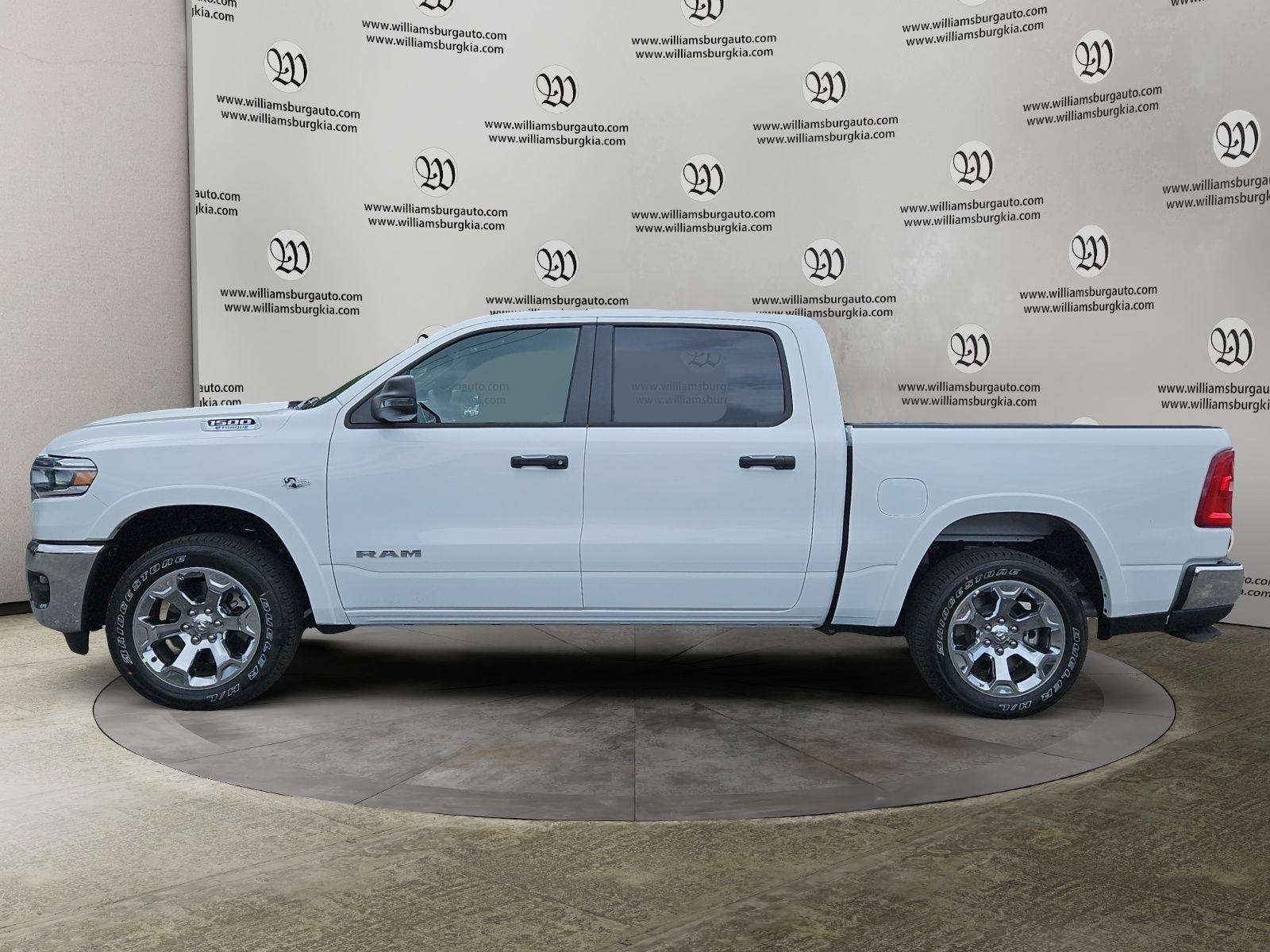 New 2026 Bright White Clear-Coat Exterior Paint RAM Big Horn/Lone Star image 2