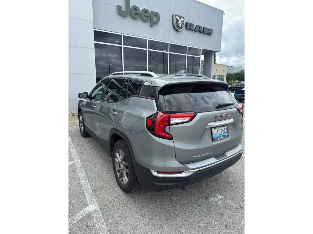 Used 2023 Sterling Metallic GMC SLT image 5