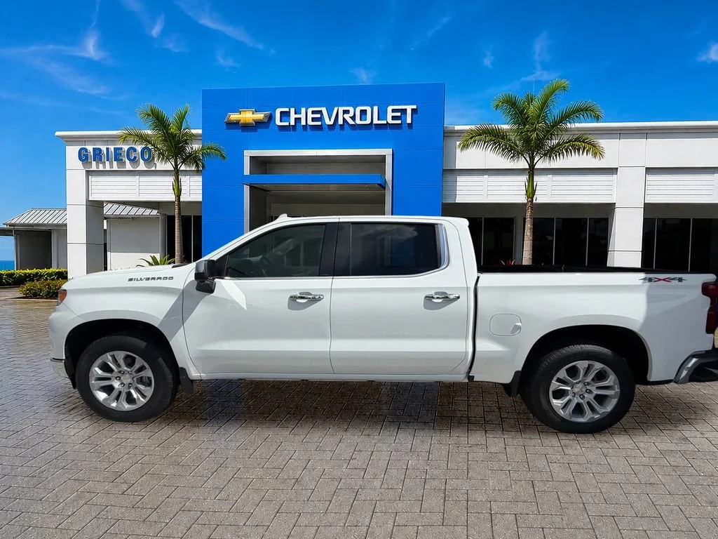 New 2025 Summit White Chevrolet LTZ image 4