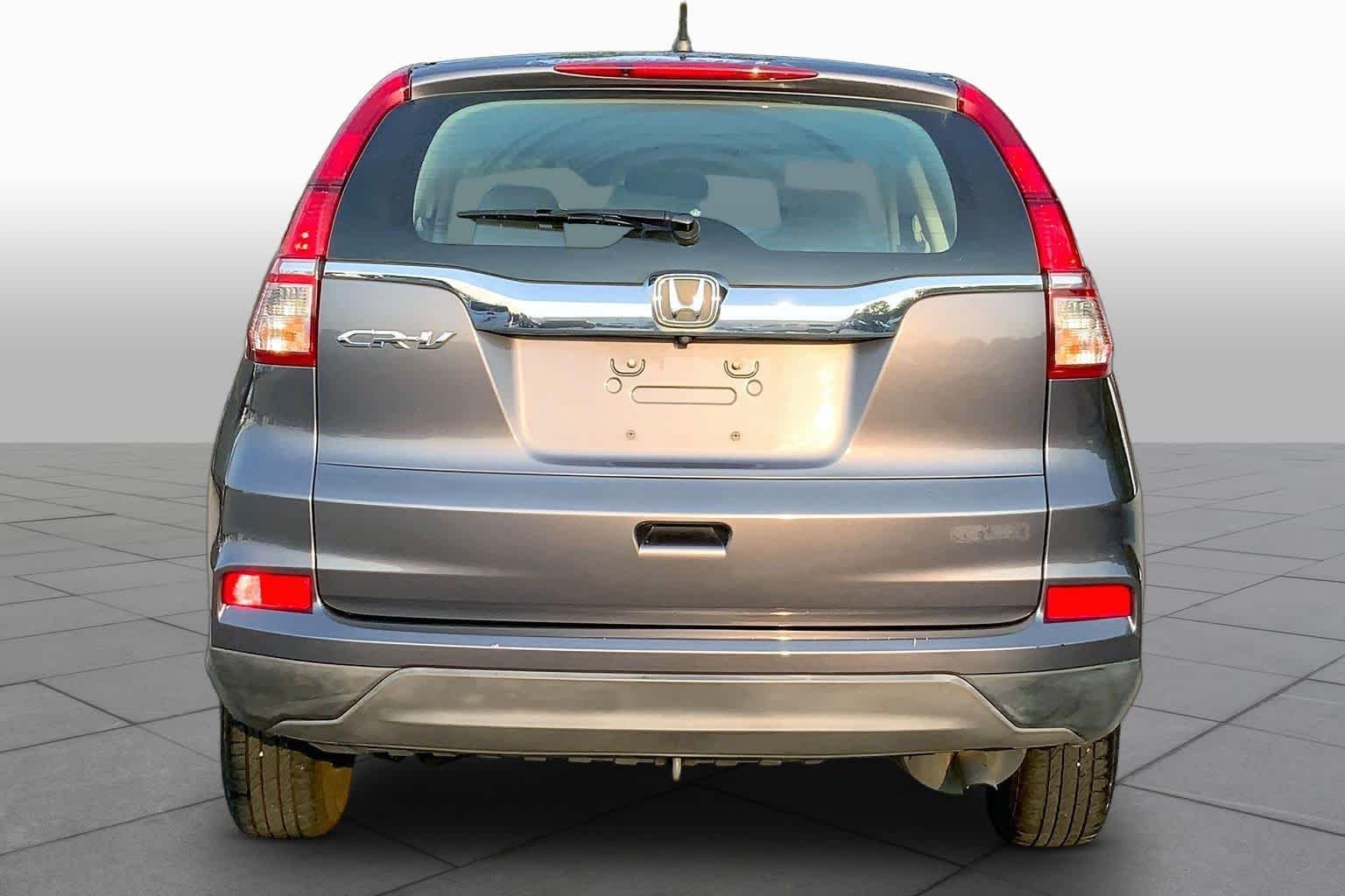 Used 2016 Modern Steel Metallic Honda LX image 5