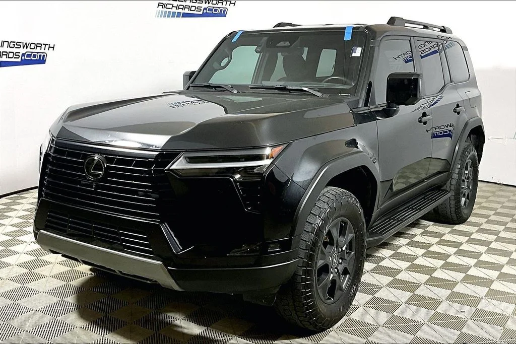 2024 Lexus GX 460 550 Overtrail's photo