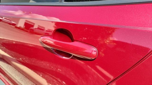 Certified Used 2022 RUBY FLARE PEARL Toyota  image 12