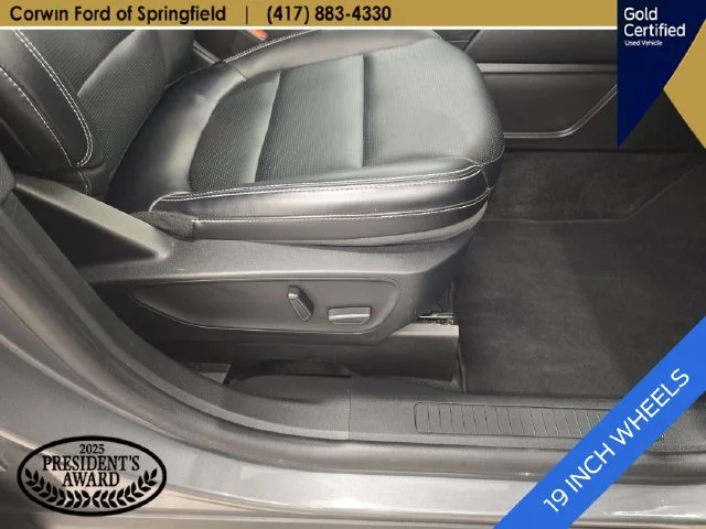 Certified Used 2025 Carbonized Gray Metallic Ford Platinum image 11