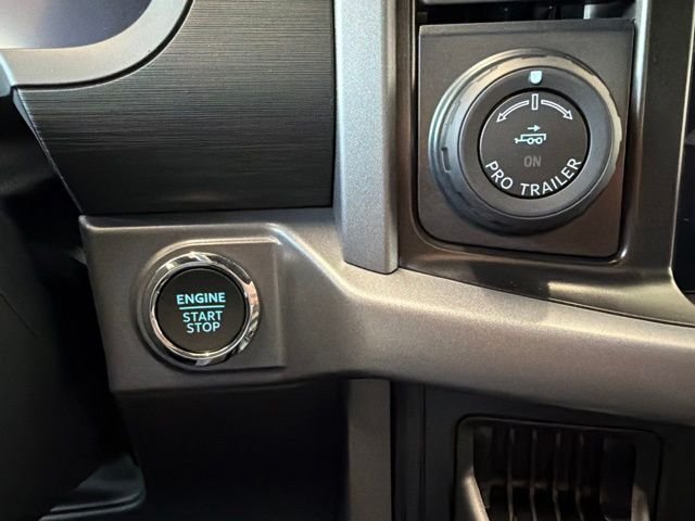 New 2026 Carbonized Gray Metallic Ford XLT image 30