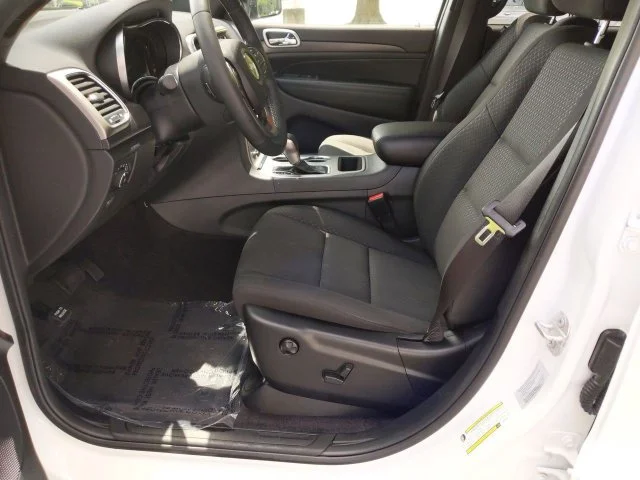 Used 2018 White Jeep Laredo E image 15
