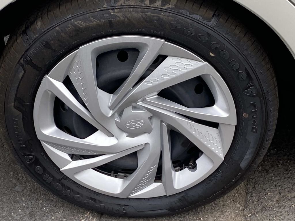 Used 2025 White Subaru Base image 26