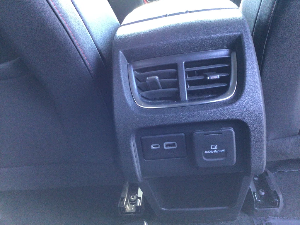 Used 2022 Iridescent Pearl Tricoat Chevrolet RS image 9