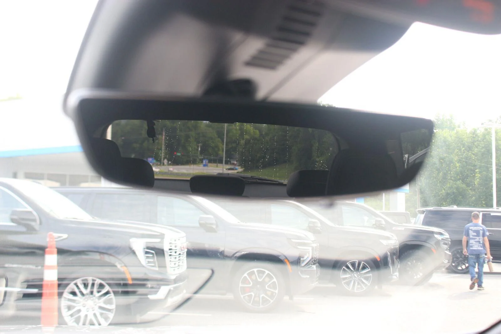 Used 2026 Sterling Gray Metallic Chevrolet LT image 29