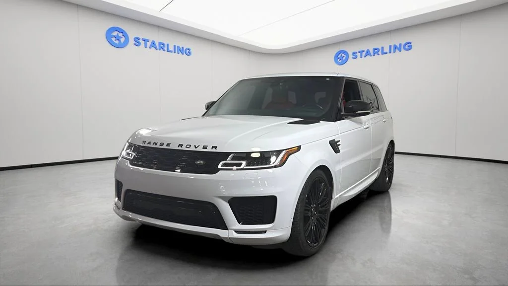 Used 2022 White Land Rover HSE Dynamic image 16