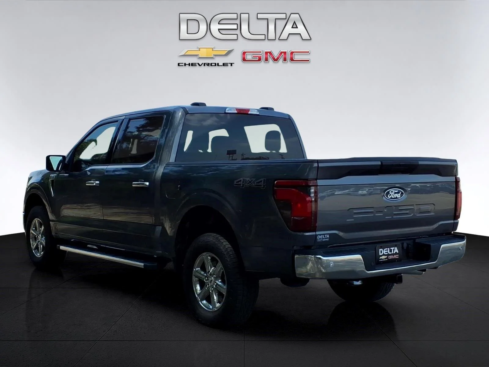Used 2025  Ford XLT image 3