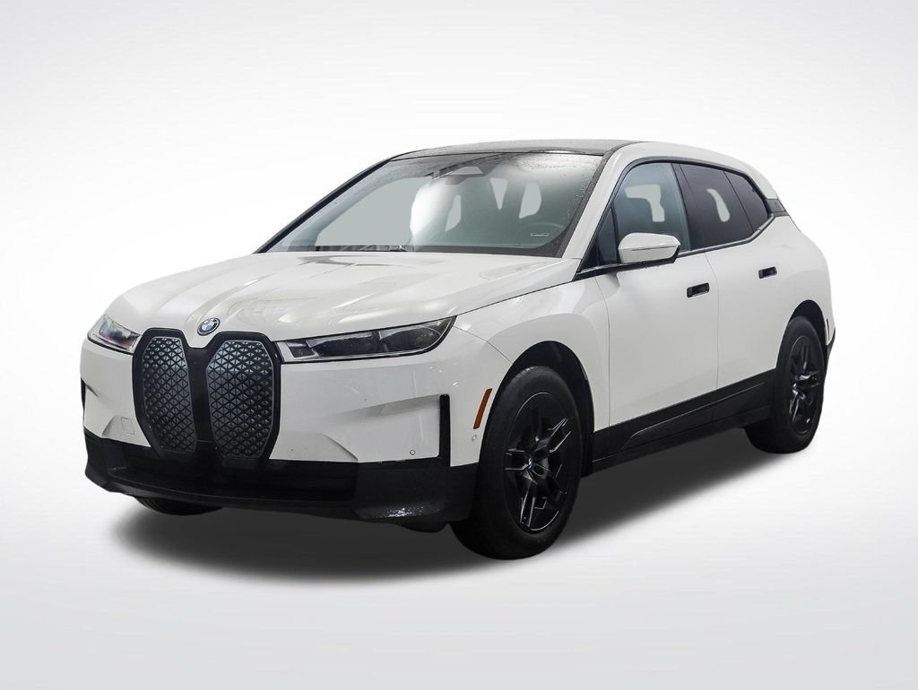 Certified Used 2024 Alpine White BMW xDrive50 image 1