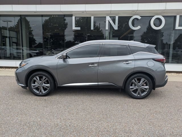 Used 2024 Gray Nissan Platinum image 3