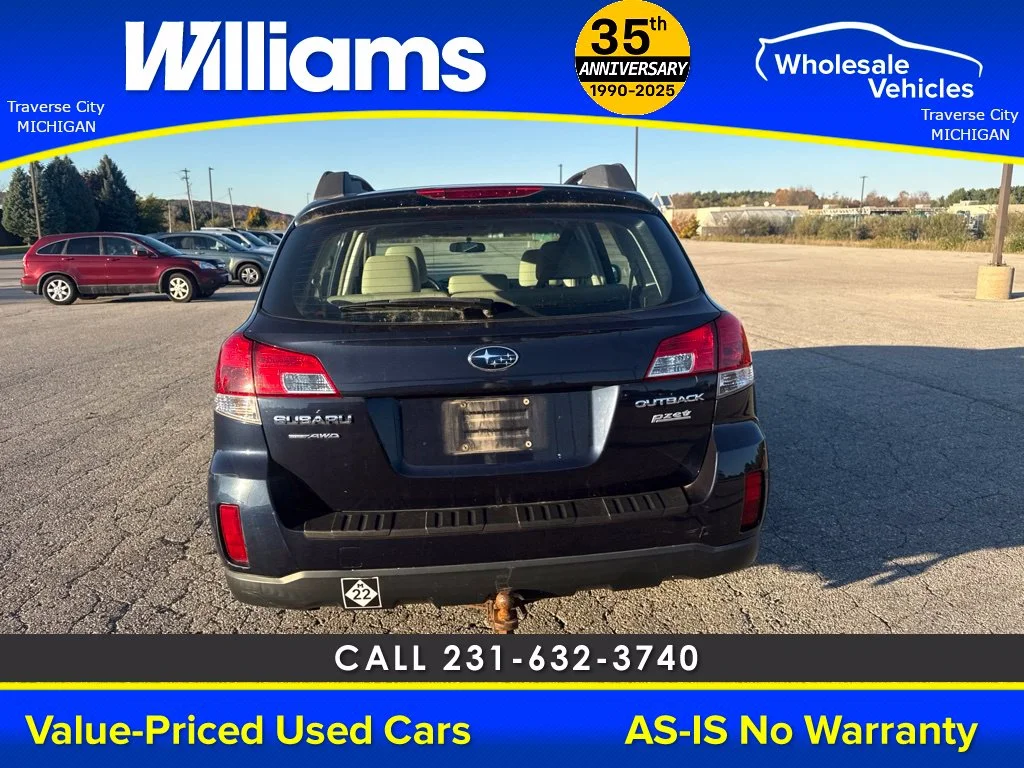 Used 2012 Indigo Subaru 2.5i image 17