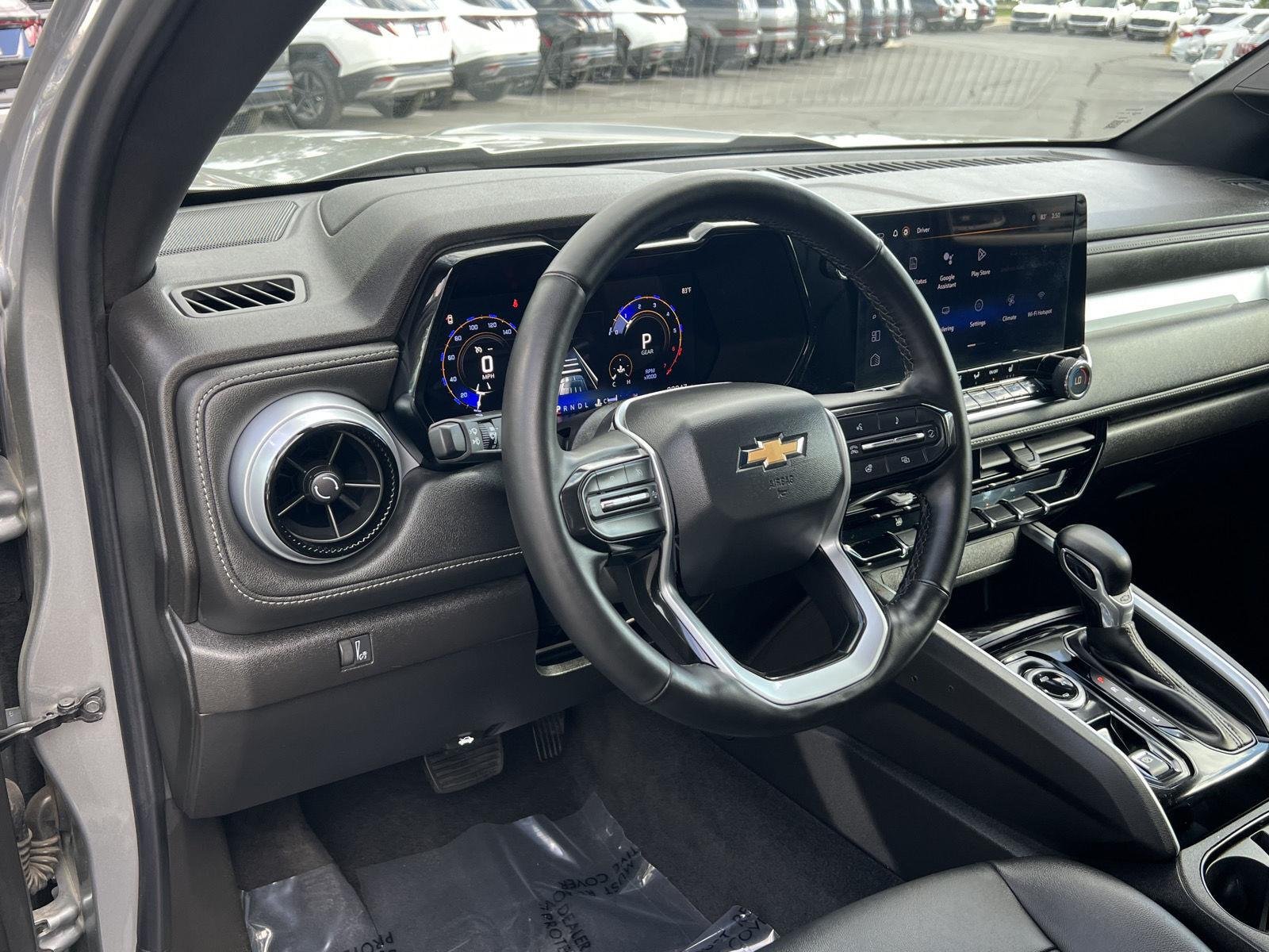 2024 Chevrolet Colorado LT - Photo 26